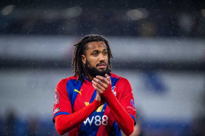 SOSOK Jairo Riedewald, Eks Ajak dan Crystal Palace yang Positif