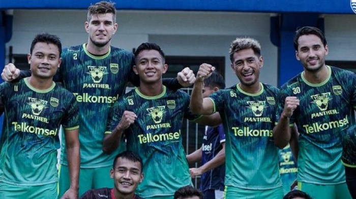 CHUTOGEL Prediksi Susunan Pemain Persib Bandung Vs Lion City Sailors