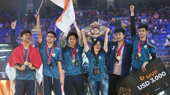 CHUTOGEL - Kalahkan Team Liquid ID, RRQ Amankan Tiket M6 World