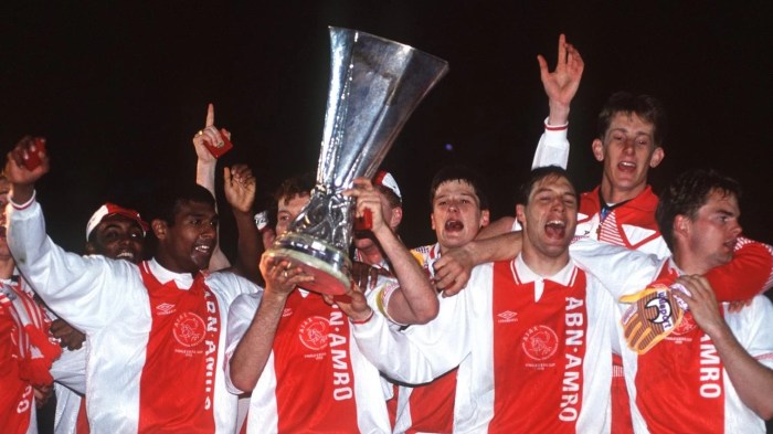 CHUTOGEL Hasil Liga Europa: Ajax menang telak, Porto taklukkan Hoffeinheim